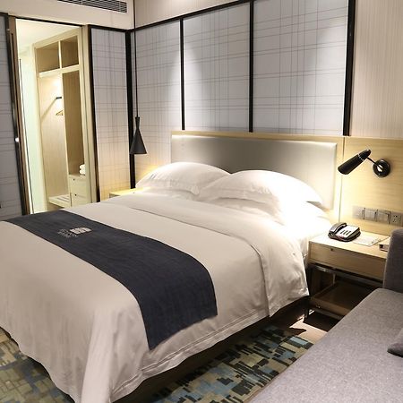 Echarm Hotel Guangzhou Kecun Metro Station Eksteriør bilde